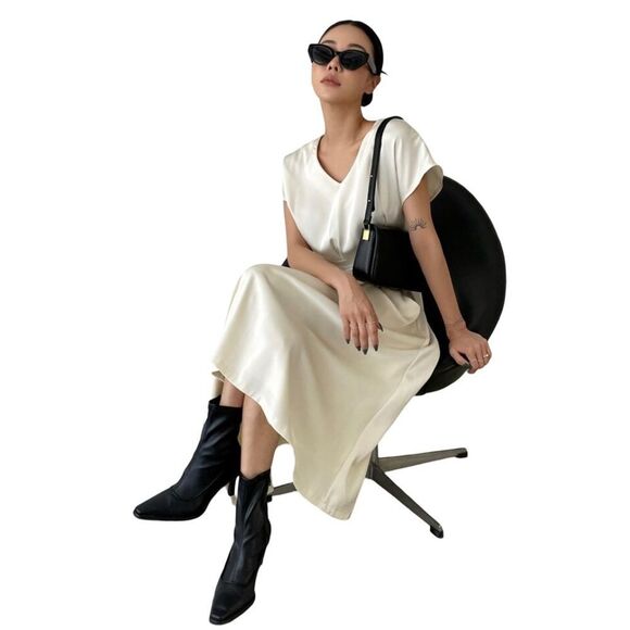 Dazy Cream Satin Dolman Cap Sleeve Pockets Vintage Inspired Midi Dress - Picture 7 of 16